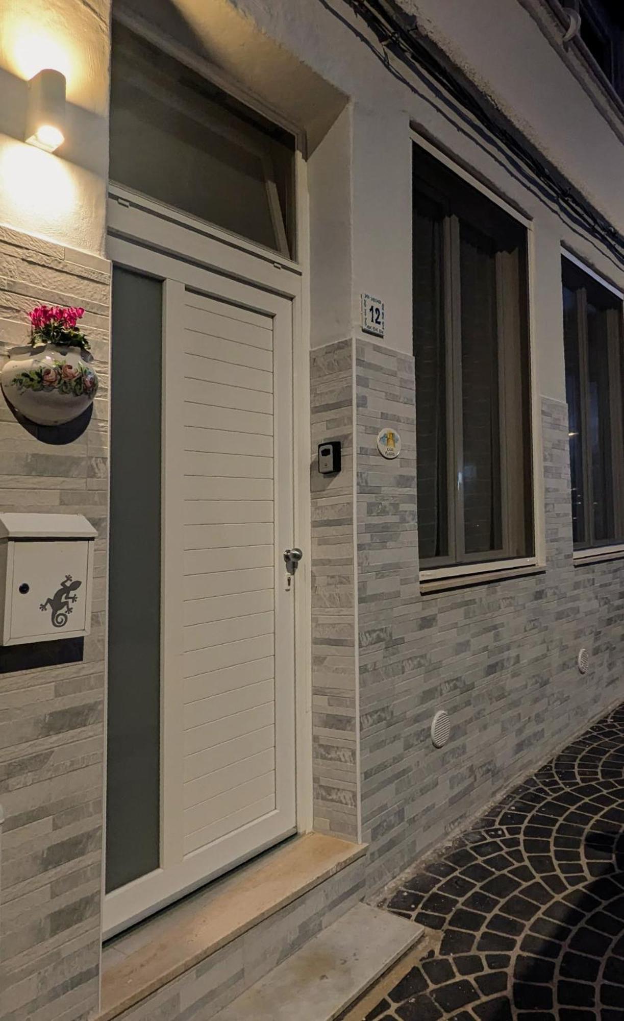 Вилла Casa Mazzini Термоли Экстерьер фото